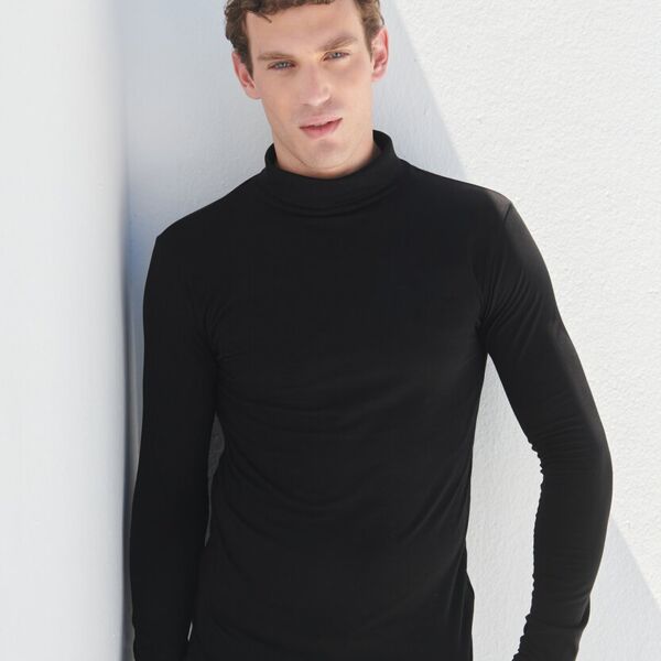 Feel good roll neck top Thumbnail