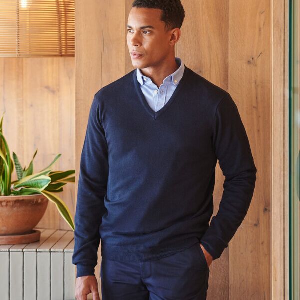 V-NECK  HENBURY jumper. Thumbnail